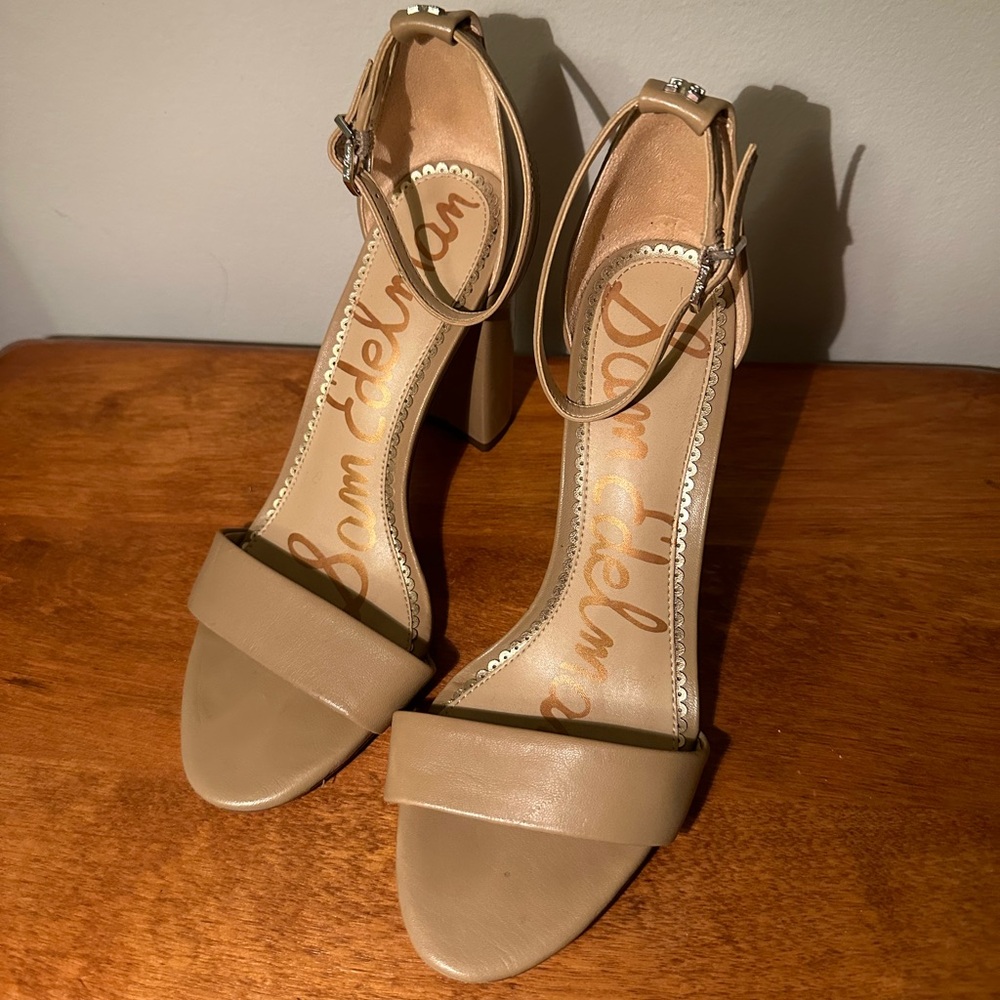 Sam Edelman Yoro Block Heel Tan Sandals 7